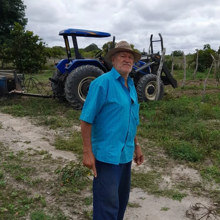 Prefeitura de Nova Floresta realiza serviços de cortes de terra na zona rural