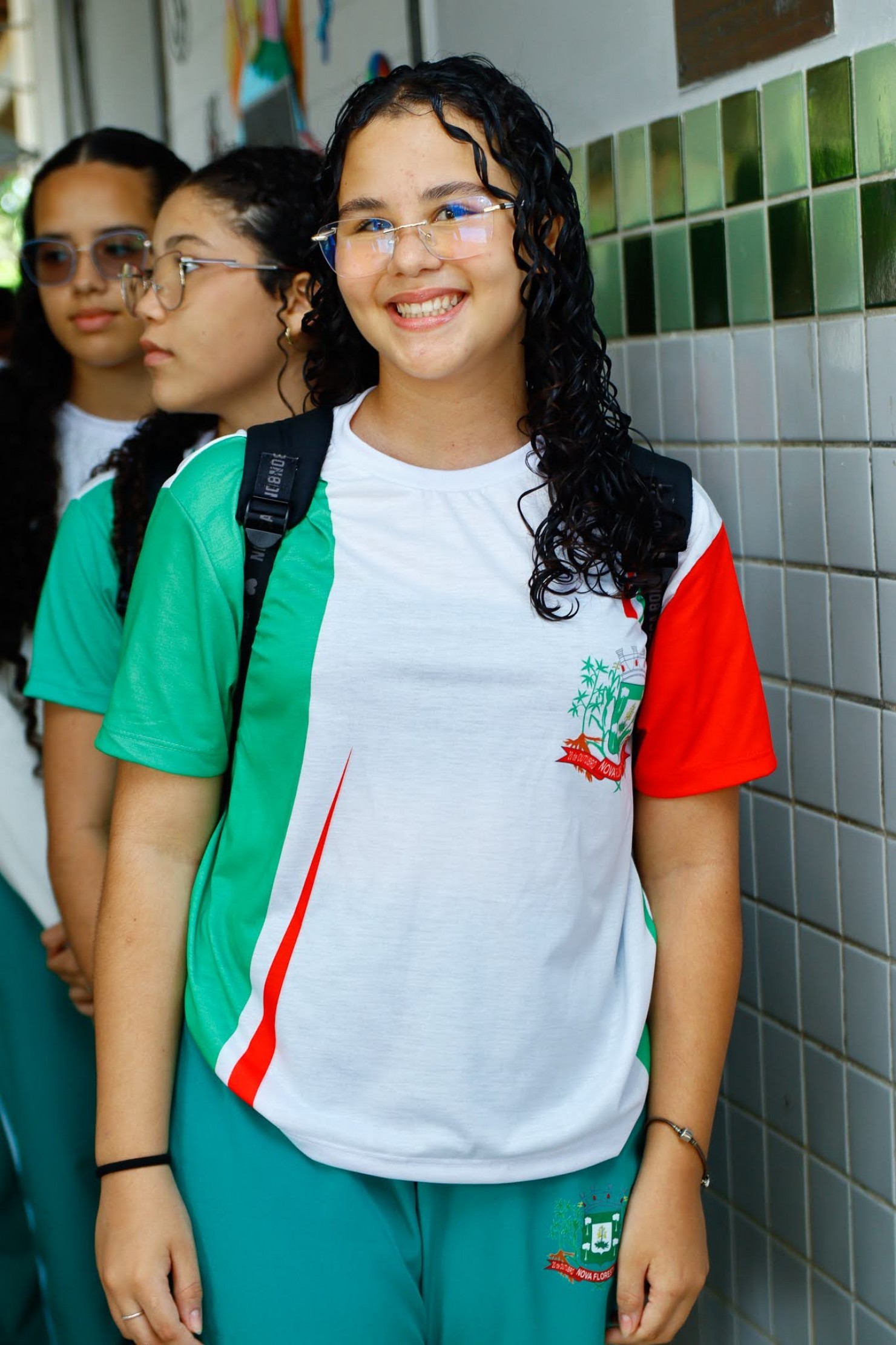 Prefeitura de Nova Floresta realiza entrega de uniformes para todos os alunos da rede municipal