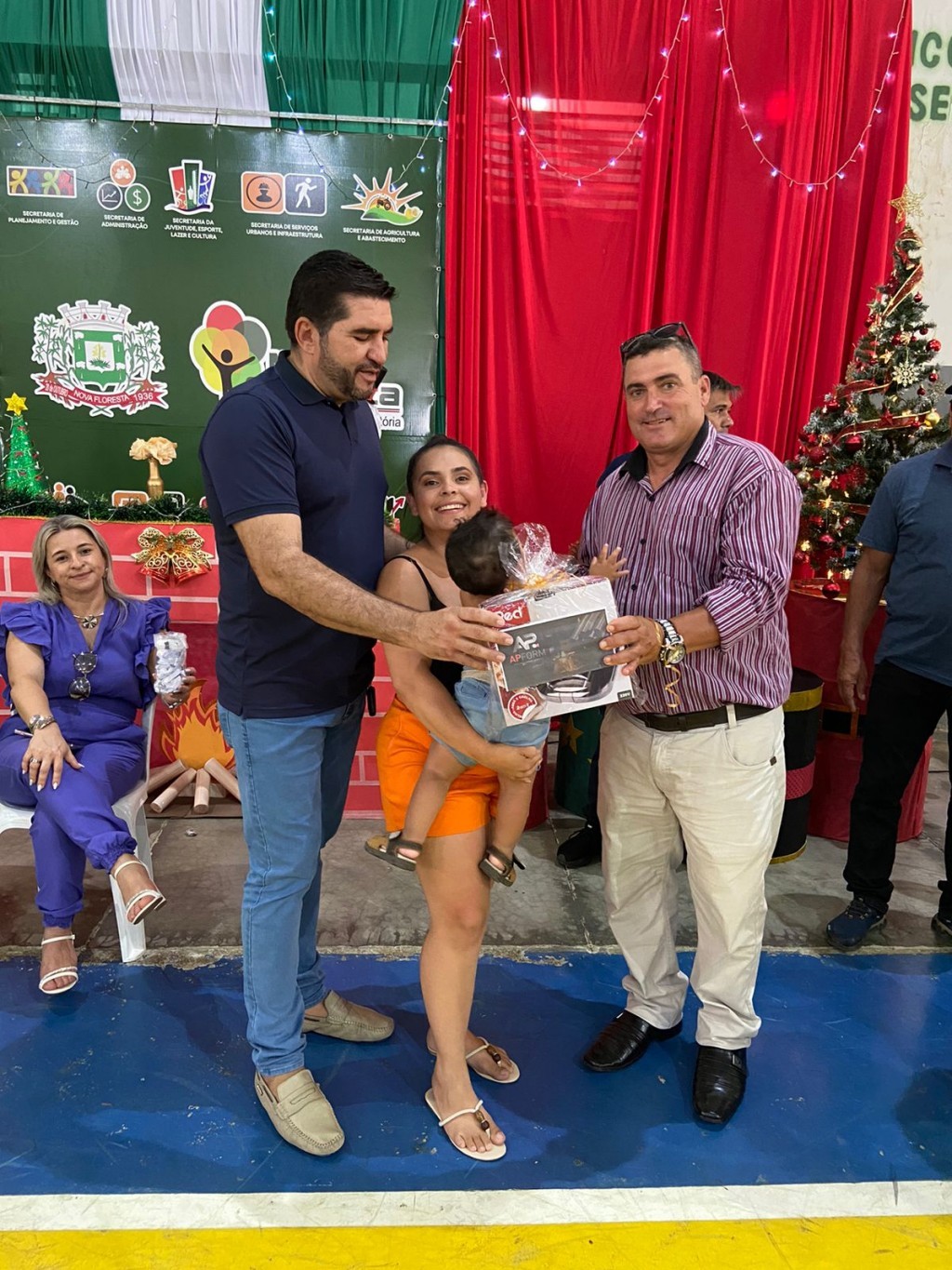 Prefeitura de Nova Floresta realiza café da manhã da confraternização dos servidores.
