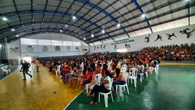 Prefeitura de Nova Floresta realiza reunião com famílias cadastradas no Programa Auxílio Brasil