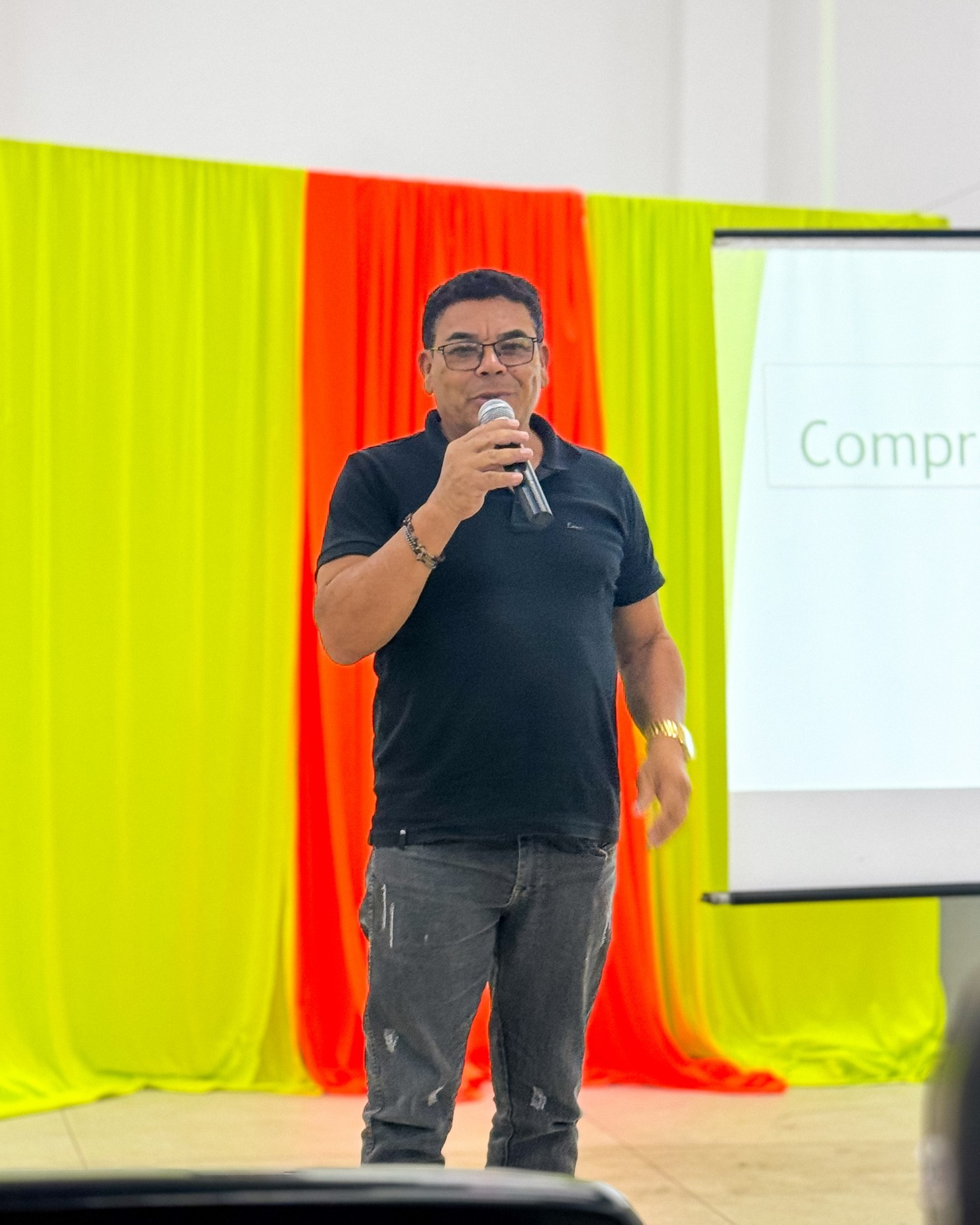 Sala do Empreendedor de Nova Floresta realiza encontro sobre Compras Públicas Municipais