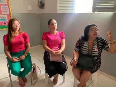 OUTUBRO ROSA: CRAS REALIZA RODA DE CONVERSA COM MULHERES DO PROGRAMA CRIANÇA FELIZ