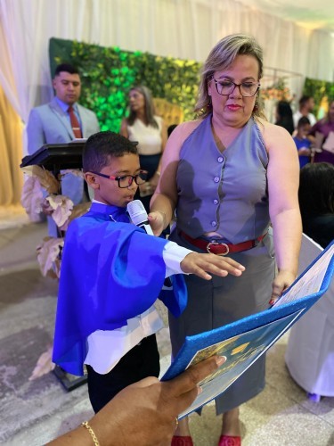 Prefeitura de Nova Floresta e Secretaria de Educação realizam Formatura das Escolas Municípais