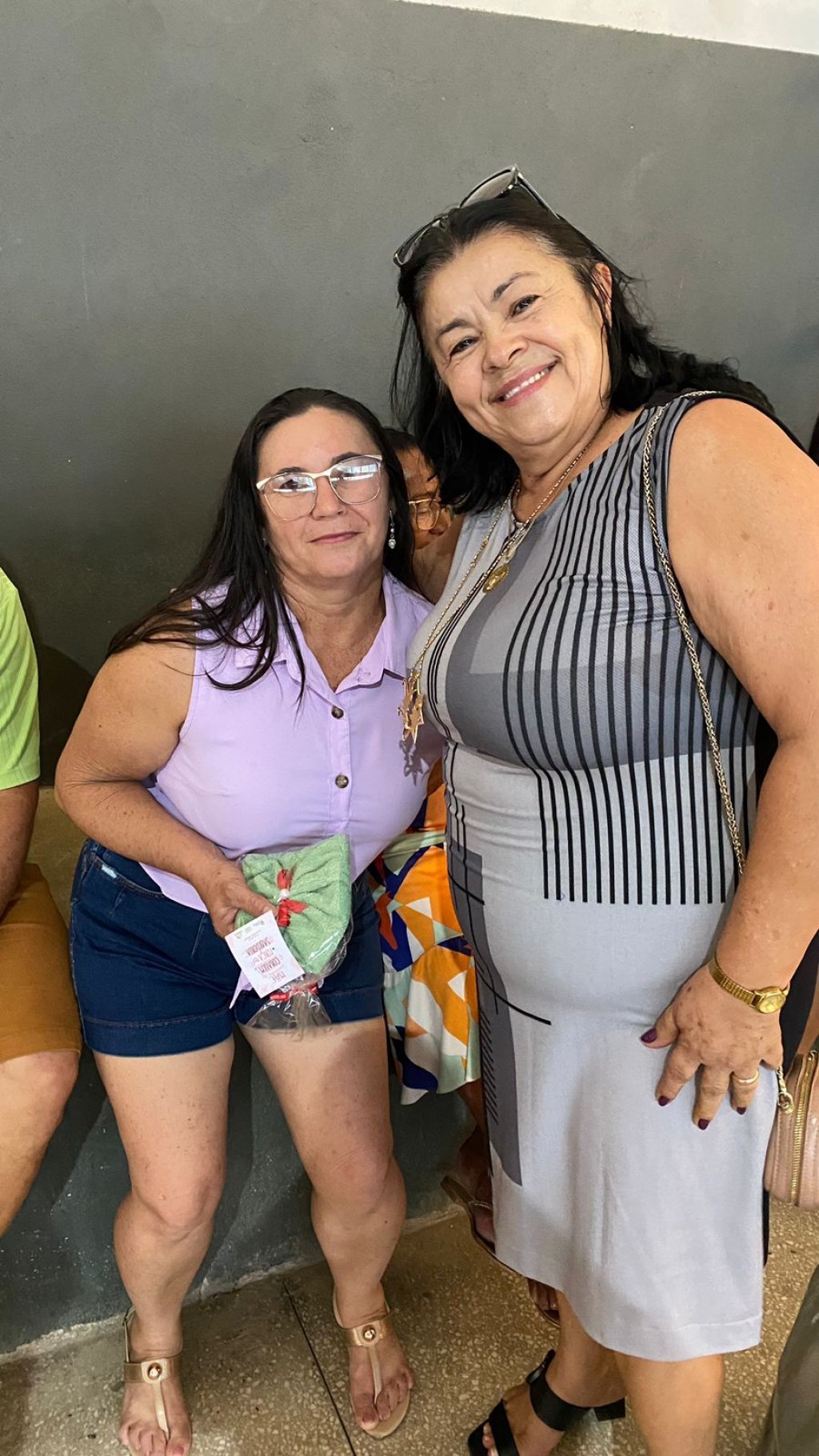 Prefeitura de Nova Floresta promove comemoração do Dia das Mães no Forró dos Idosos