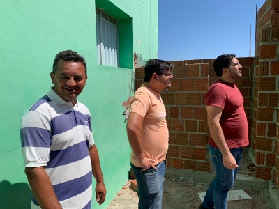 REFORMA E AMPLIAÇÃO EM ESCOLA NA ZONA RURAL SEGUE EM RITMO ACELERADO