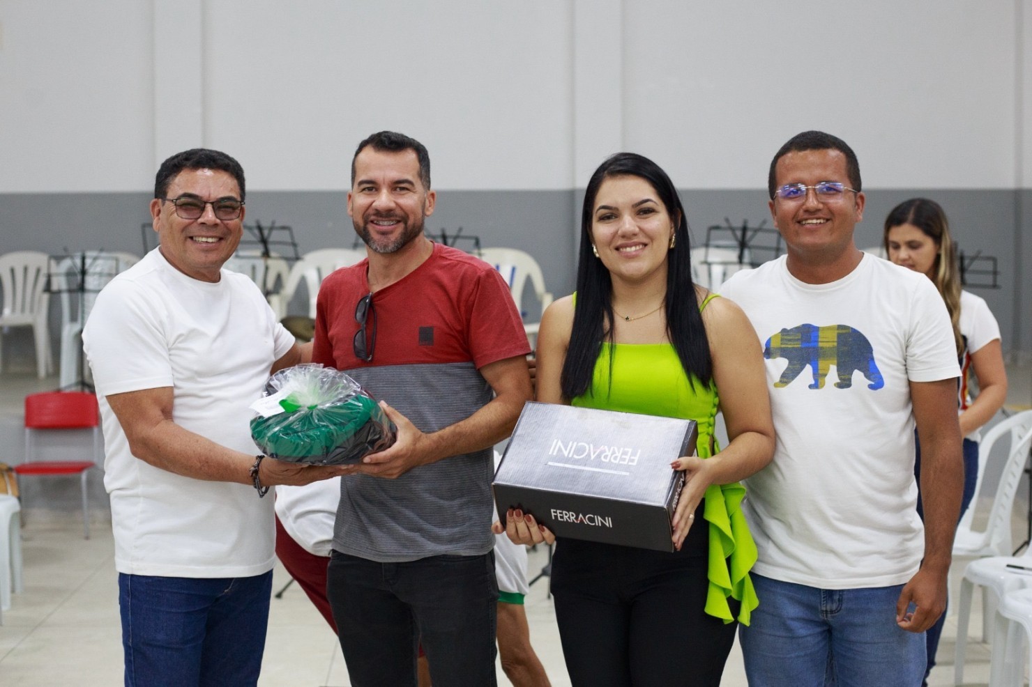 Prefeitura realiza entrega de novos fardamentos à Orquestra Filarmônica José Batista Dantas em comemoração aos 66 anos de emancipação política