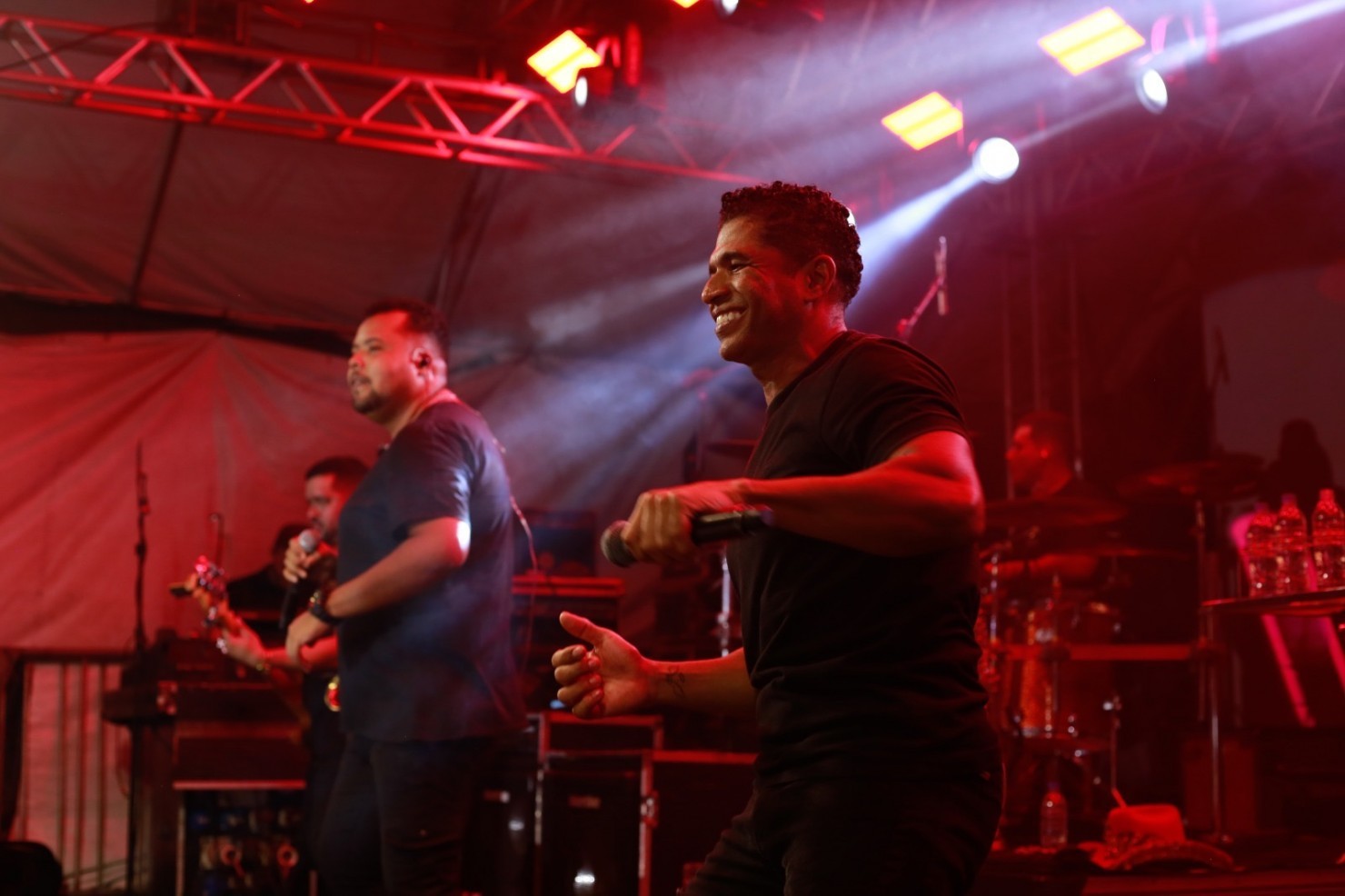 Festa social celebra os 66 anos de emancipação política de Nova Floresta com shows