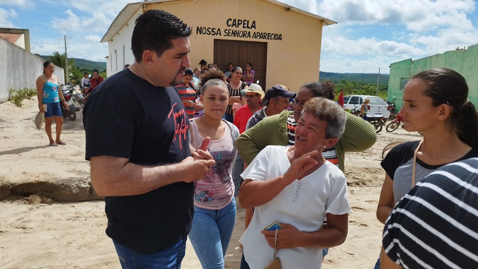 Prefeitura de Nova Floresta realiza entrega do Peixe da Semana Santa