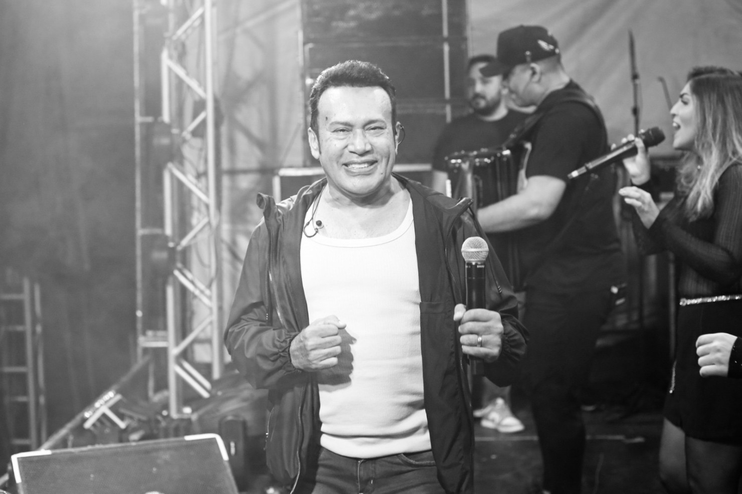 Festa social celebra os 66 anos de emancipação política de Nova Floresta com shows