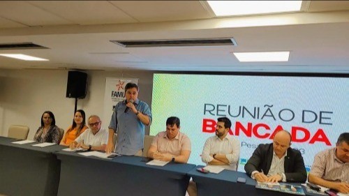 Prefeito Jarson participa de reunião com bancada federal promovida pela FAMUP