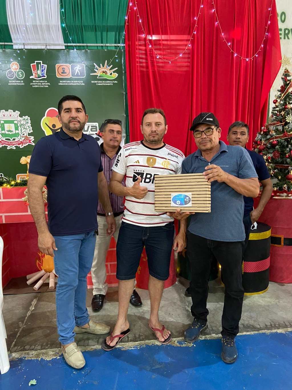 Prefeitura de Nova Floresta realiza café da manhã da confraternização dos servidores.