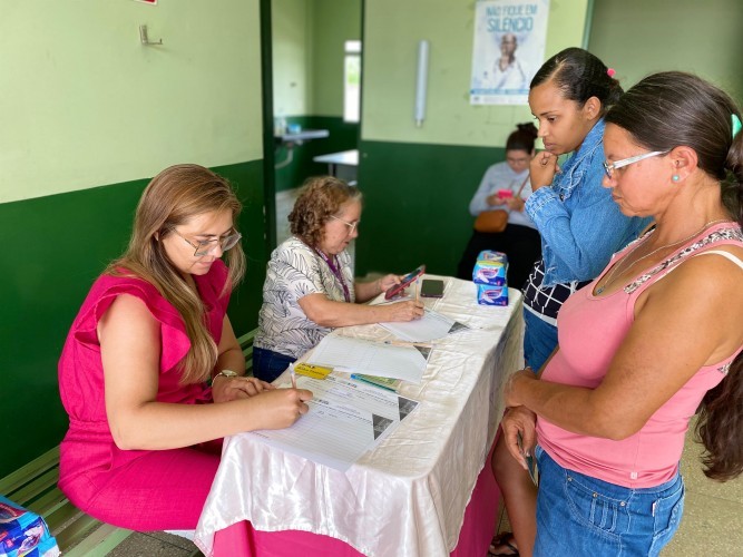 Prefeitura de Nova Floresta realiza entrega de absorventes pelo Programa Estadual Dignidade Menstrual