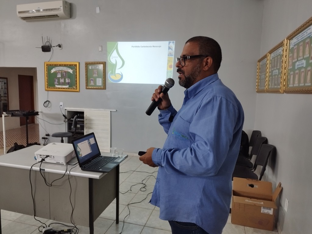 Prefeitura de Nova Floresta promove palestras sobre nutrição de plantas