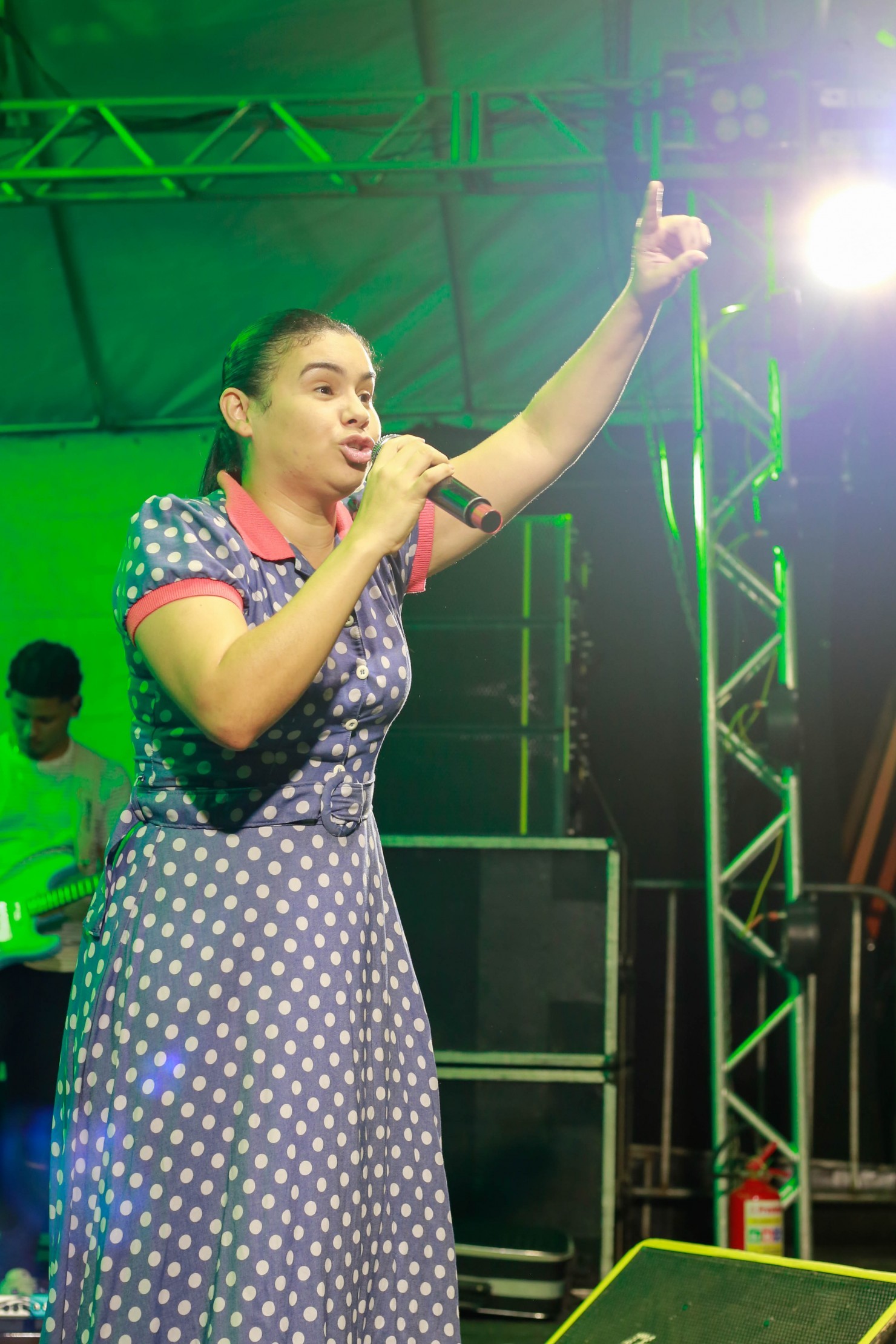 Show Evangélico com Rayanne Vanessa emociona fiéis na programação dos 66 anos de Nova Floresta