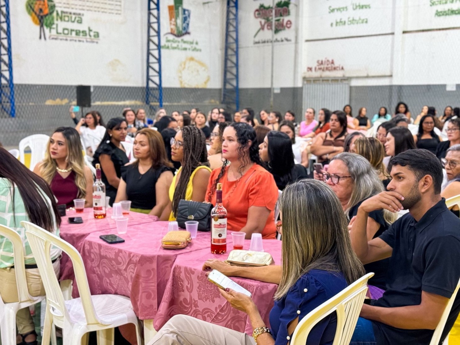 Prefeitura de Nova Floresta realiza jantar em homenagem aos professores da rede municipal