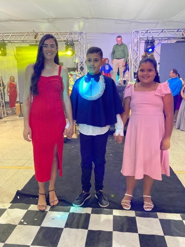 Prefeitura de Nova Floresta e Secretaria de Educação realizam Formatura das Escolas Municípais