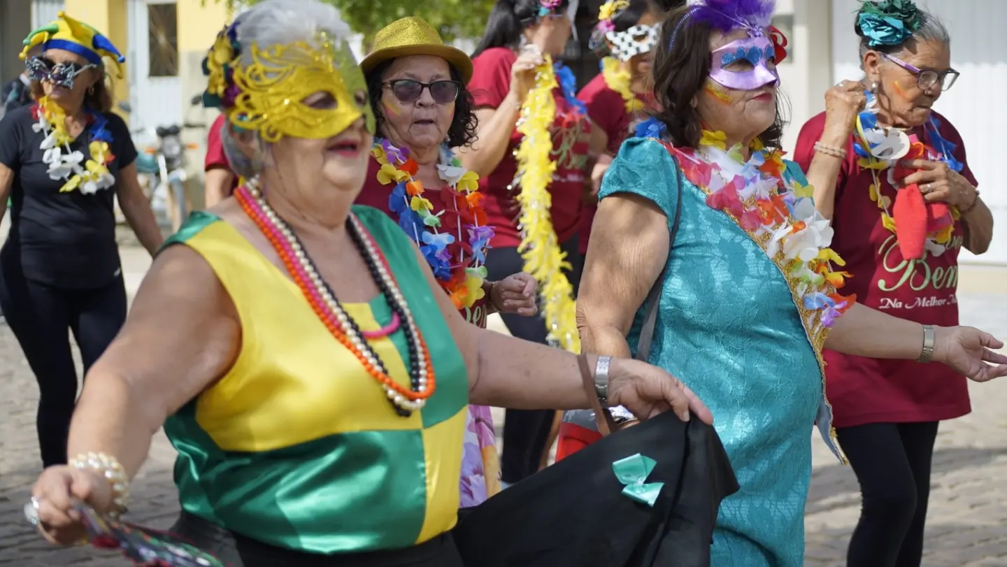 Prefeitura de Nova Floresta promove bloco de Carnaval do Projeto Viver Bem