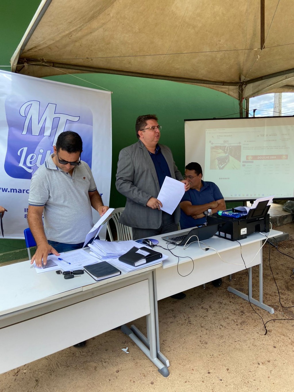 Prefeitura Municipal de Nova Floresta realiza primeiro Leilão.