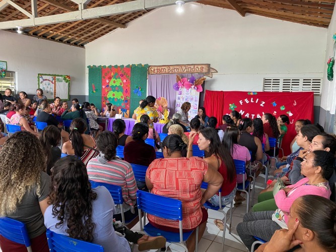 Prefeitura de Nova Floresta realiza entrega de absorventes pelo Programa Estadual Dignidade Menstrual