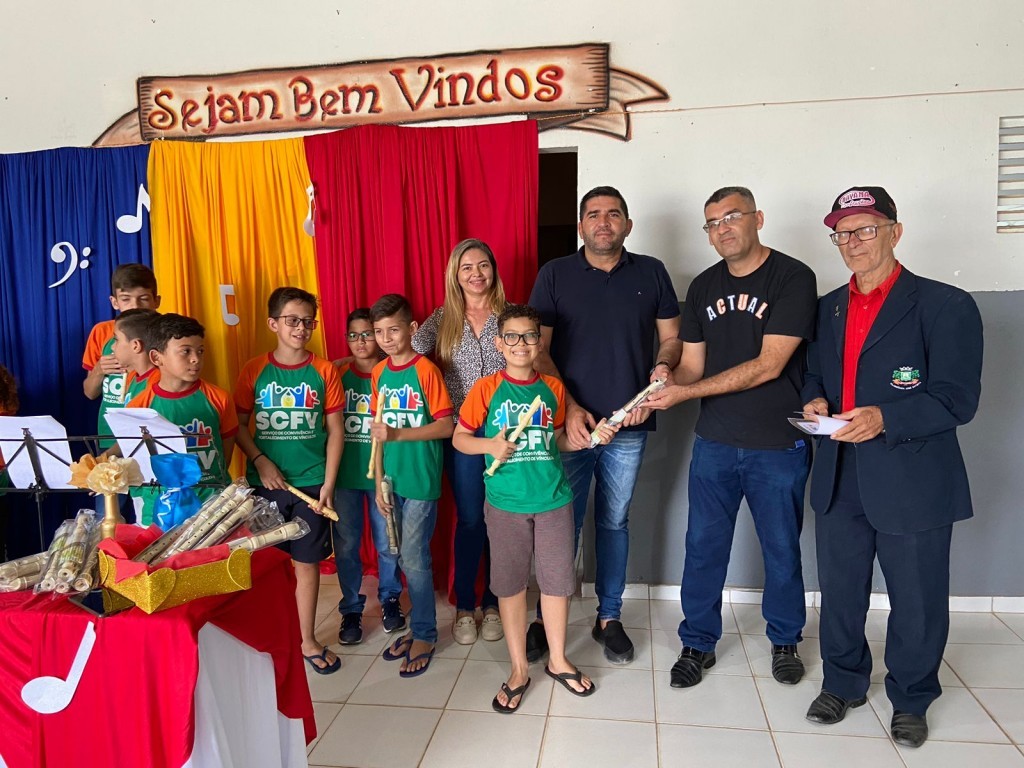 Prefeitura de Nova Floresta realiza evento em alusão ao dia da música no SCFV.