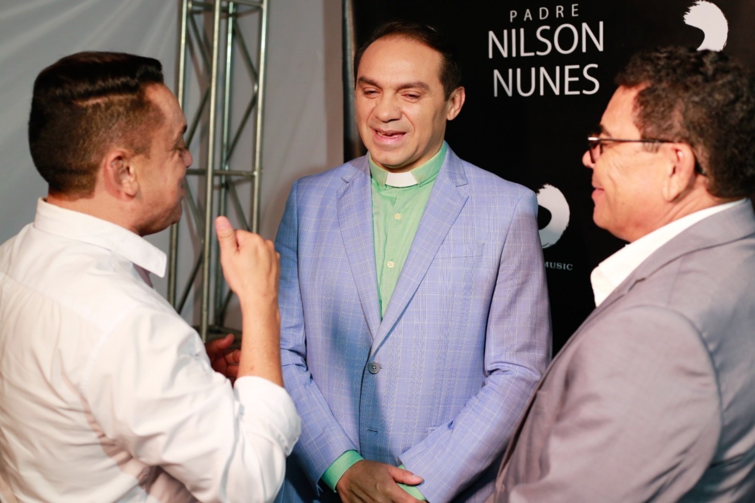 Show Católico com Padre Nilson Nunes reúne fiéis na programação dos 66 anos de Nova Floresta