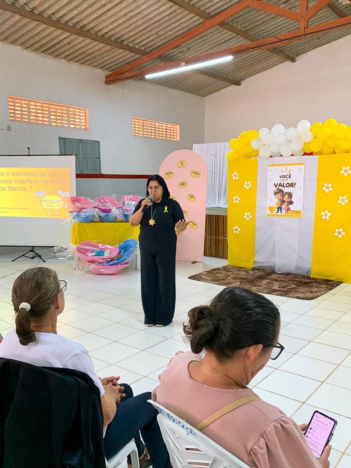 Setembro Amarelo: CRAS de Nova Floresta promove palestra e entrega de kits gestantes