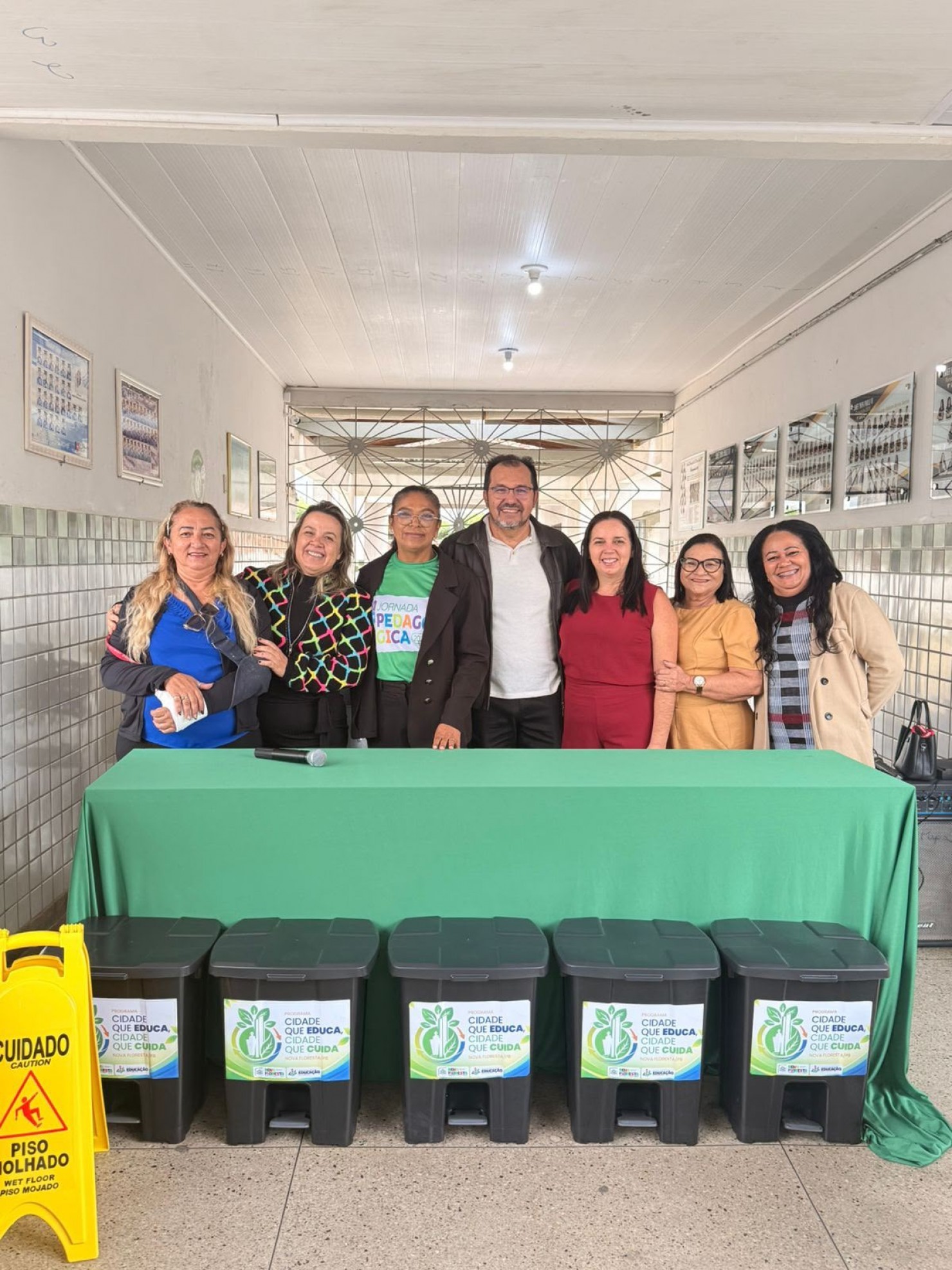 Prefeitura de Nova Floresta apresenta programa “Cidade que Educa, Cidade que Cuida” à rede municipal de ensino