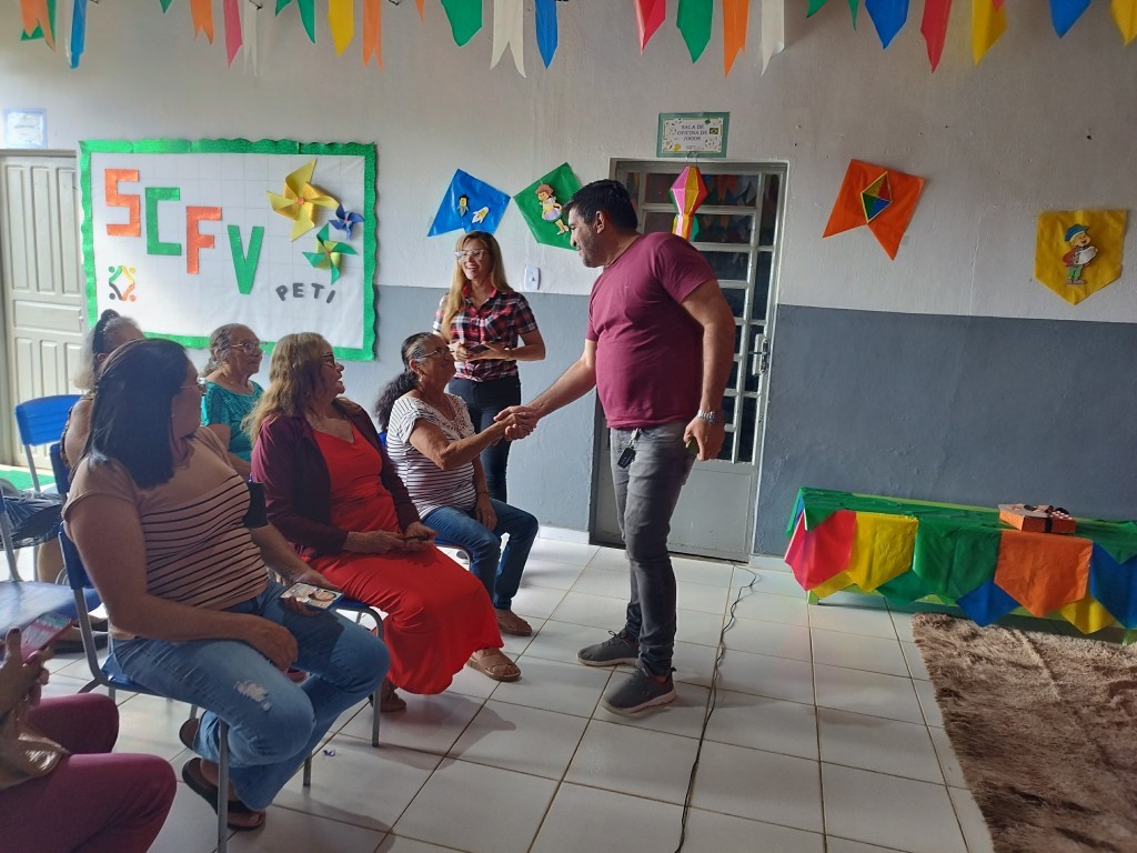 Prefeitura de Nova Floresta promove encontro do Junho Violeta