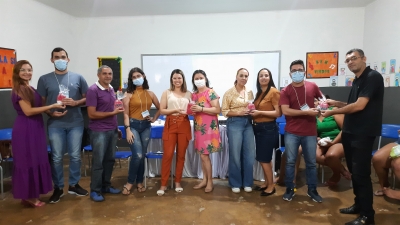 Prefeitura de Nova Floresta realiza roda de conversa com mães de usuários do SCFV sobre o combate a violência contra a mulher
