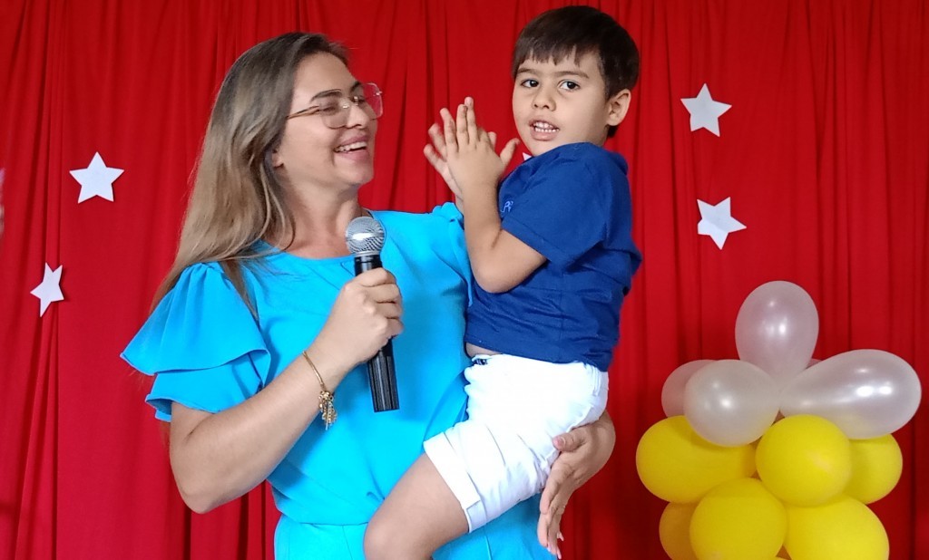 Prefeitura de Nova Floresta promove comemoração do Dia das Mães no SCFV