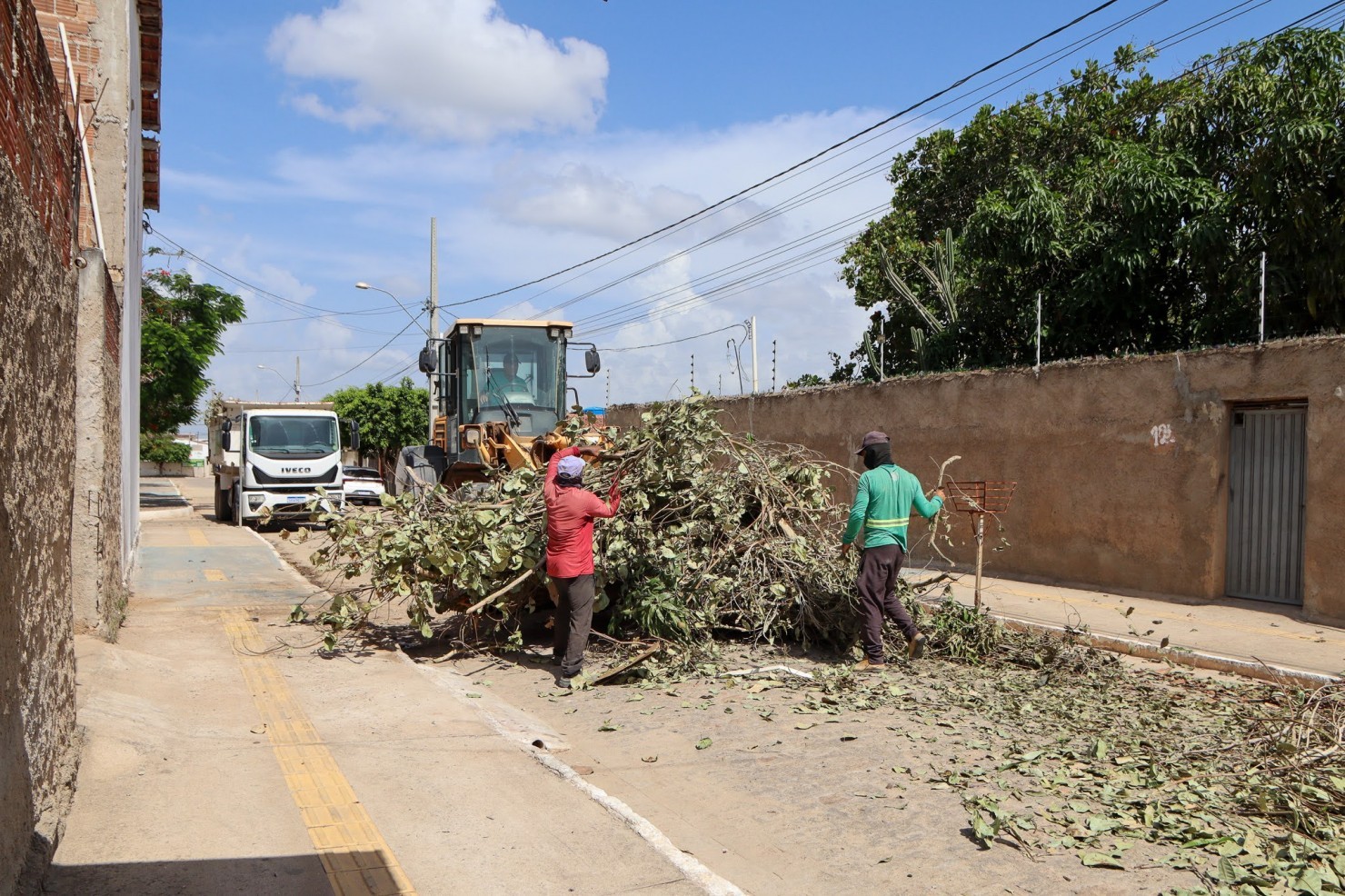 Secretaria de Serviços Urbanos intensifica ações de limpeza e reforça responsabilidade coletiva