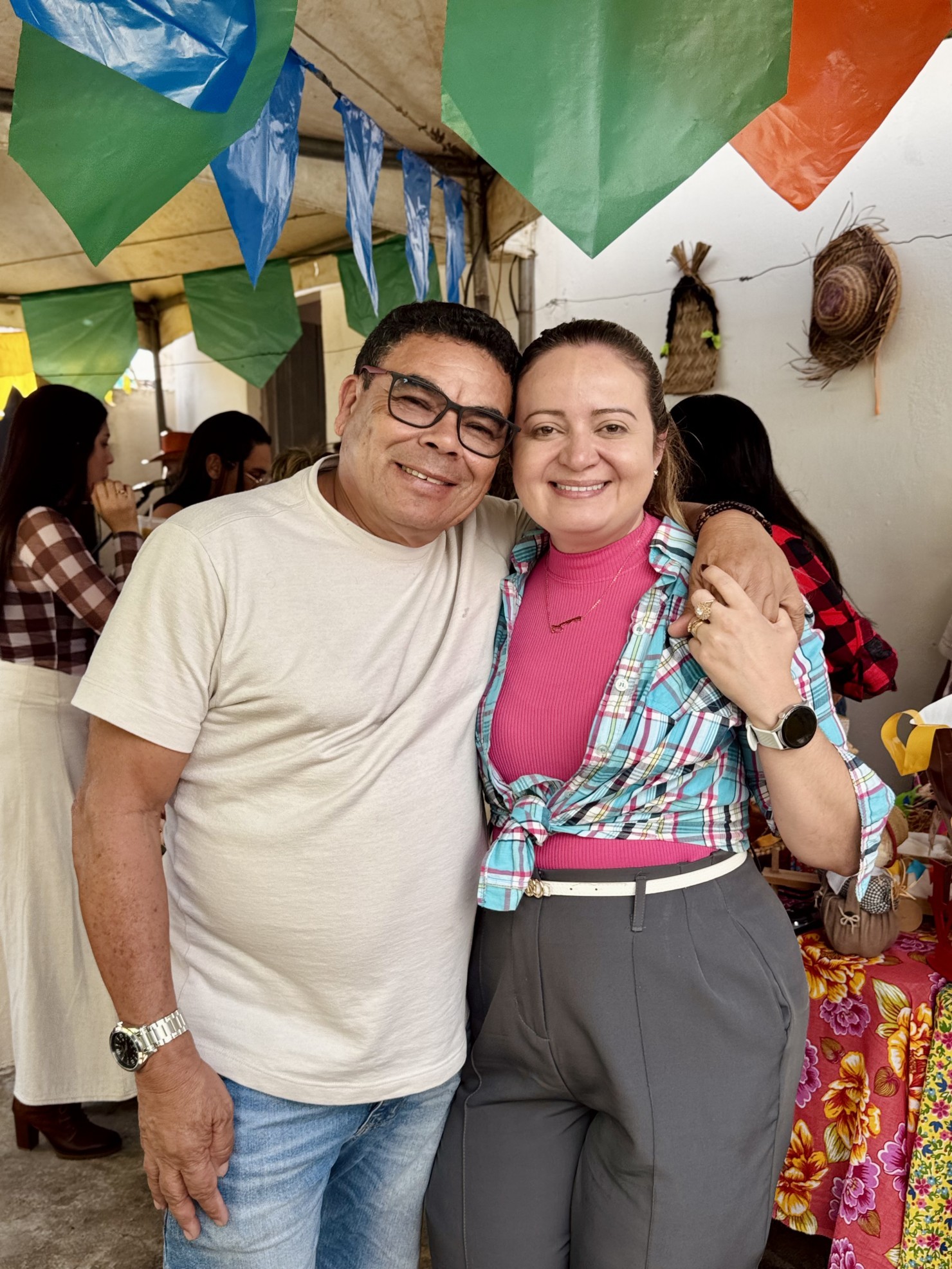 PSF IV realiza comemoração junina com sorteio de brindes e momento de integração