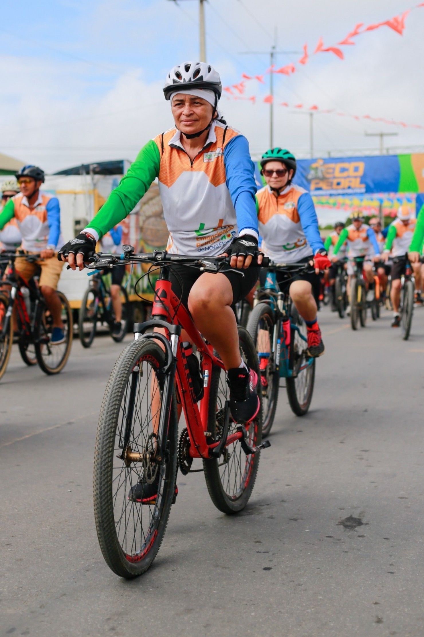 Eco Pedal reúne ciclistas de toda a região durante as festividades de 66 anos de Nova Floresta