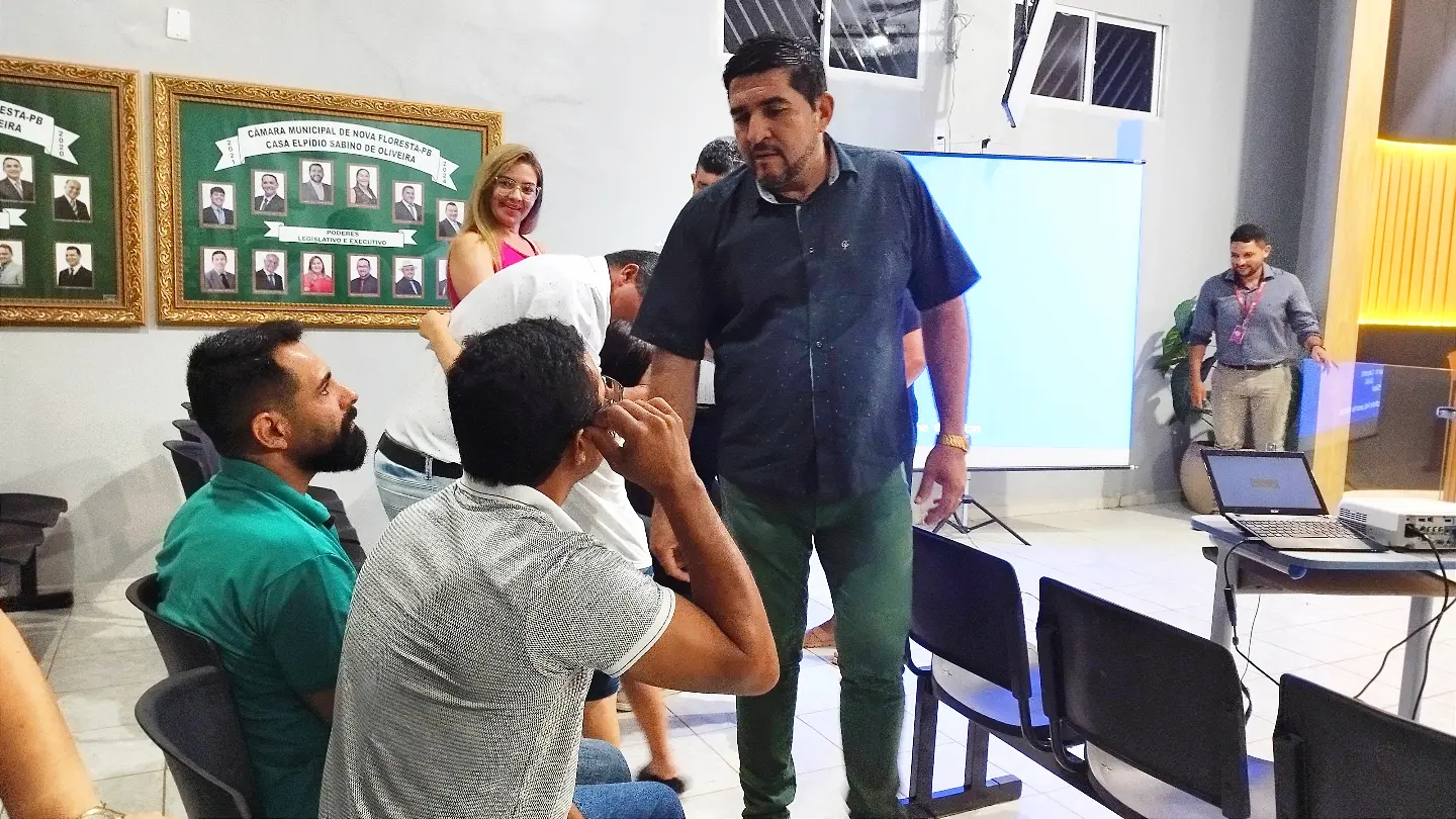 Prefeitura de Nova Floresta promove encontro com empreendedores do município