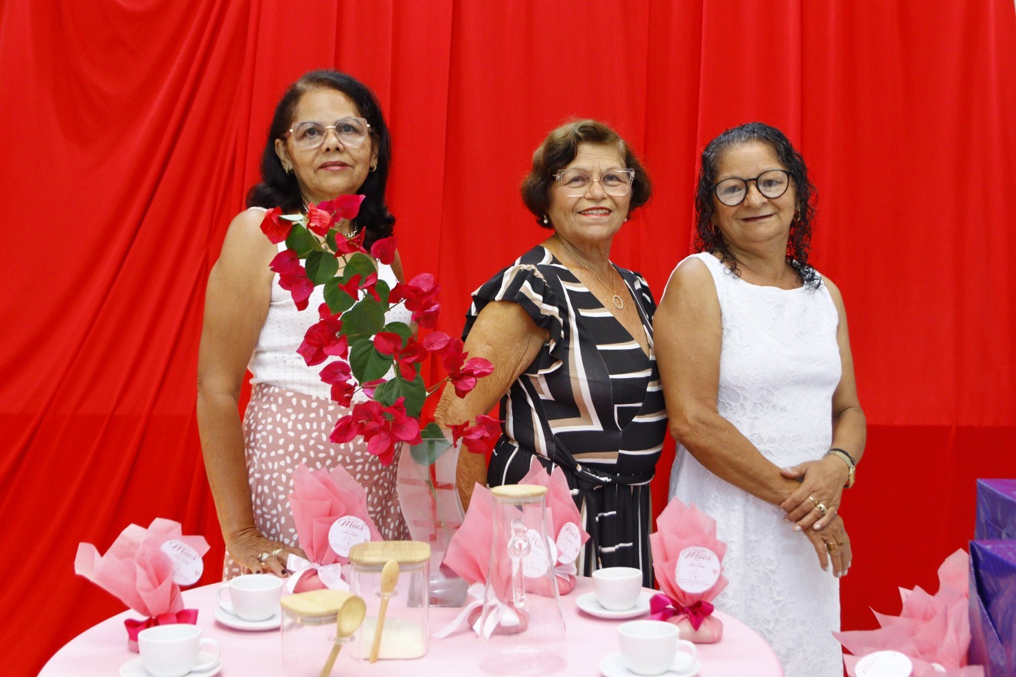 Assistência Social de Nova Floresta realiza comemoração alusiva ao Dia das Mães com programação especial no CRAS