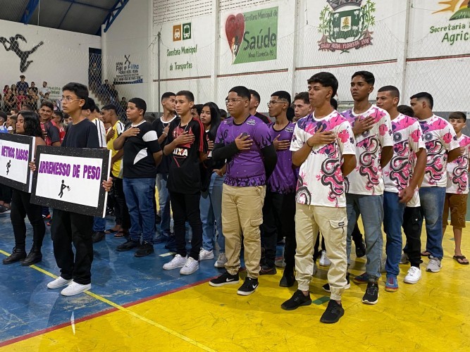 Escola Papa Paulo VI realiza abertura dos Jogos Interclasse 2024