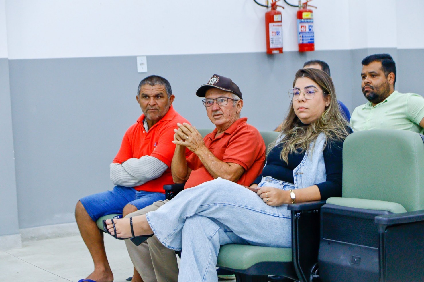 Prefeitura de Nova Floresta promove capacitação sobre licitações para empreendedores do município