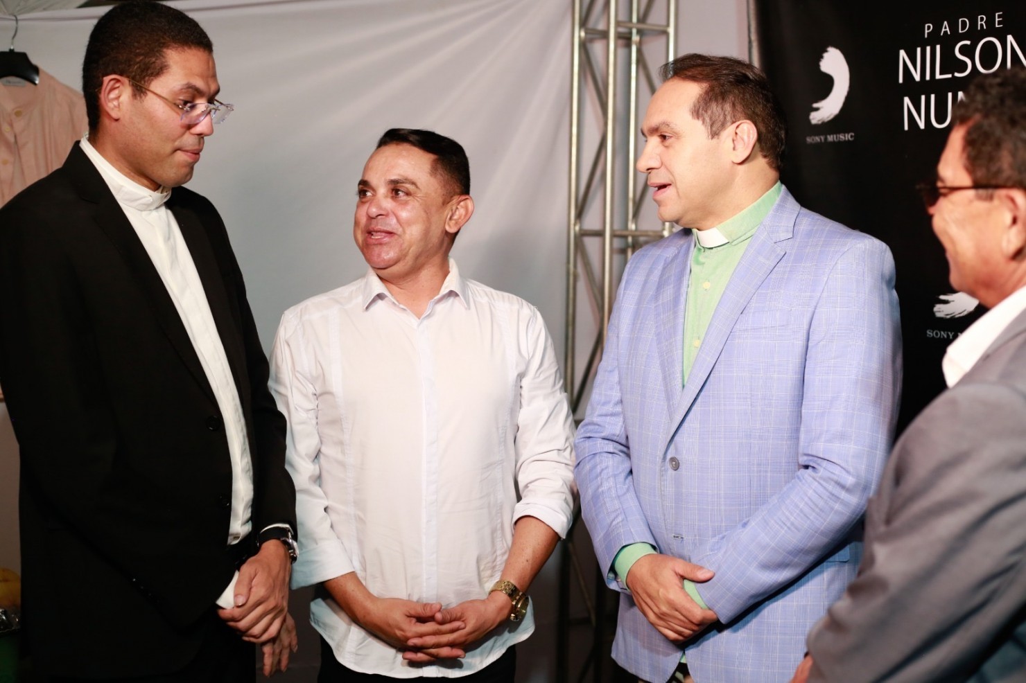 Show Católico com Padre Nilson Nunes reúne fiéis na programação dos 66 anos de Nova Floresta