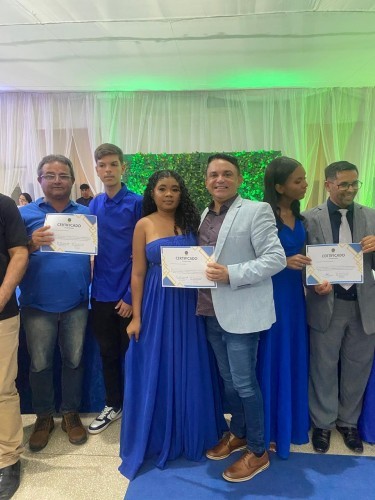 Prefeitura de Nova Floresta e Secretaria de Educação realizam Formatura da Escola Papa Paulo VI