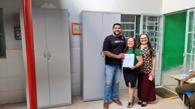 Prefeitura de Nova Floresta realiza entrega de equipamentos mobiliários nas escolas da rede municipal de ensino