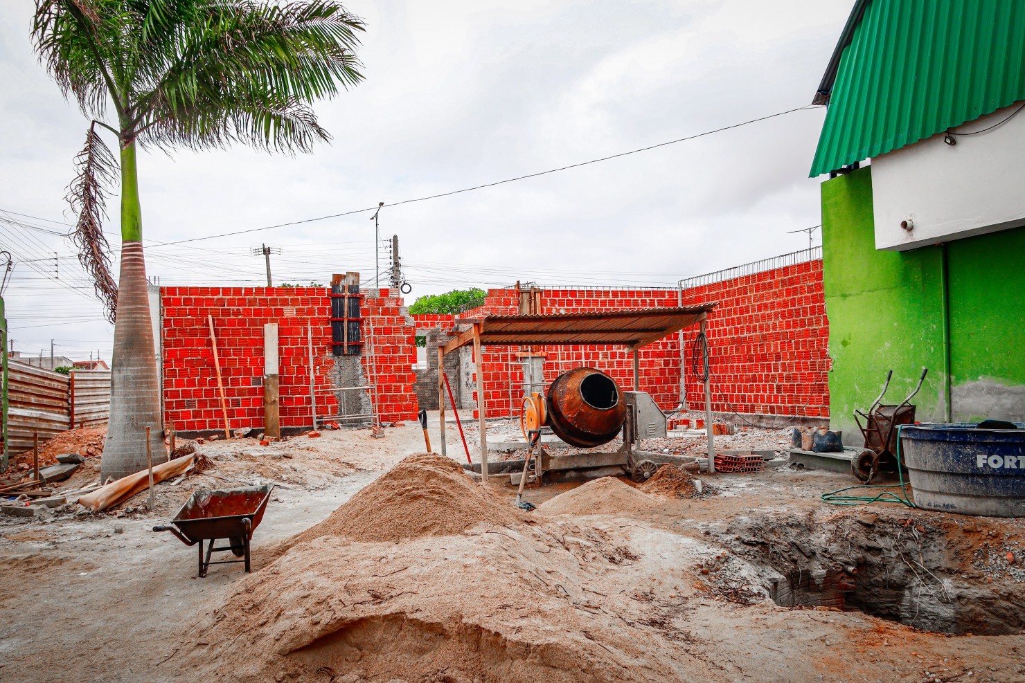 Obra da Escola Senador Rui Carneiro avança com investimento superior a R$ 1 milhão