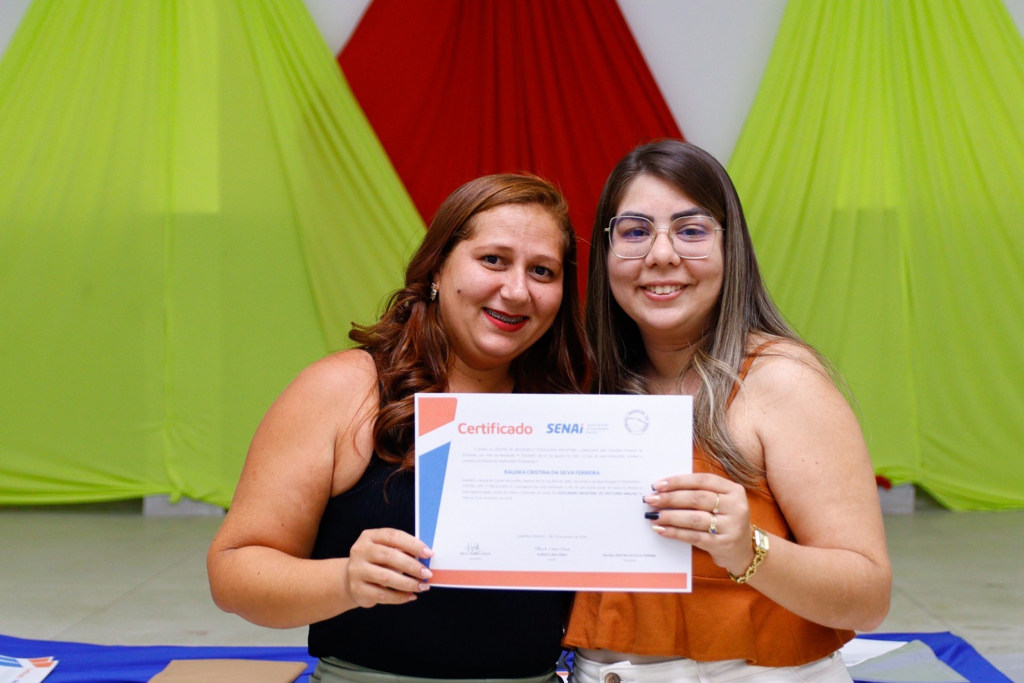 Prefeitura de Nova Floresta realiza entrega de certificados do curso de Corte e Costura Industrial em parceria com o SENAI