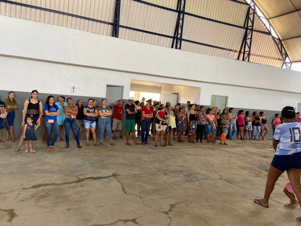 Prefeitura de Nova Floresta realiza reunião voltada para os Beneficiários do Programa Bolsa Família.