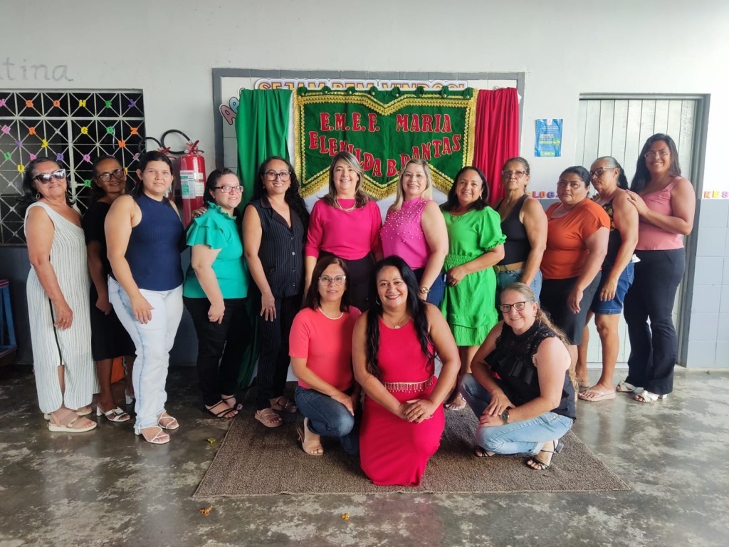 A Secretaria de Educação promove comemoração do Dia das Mães nas Escolas Municipais