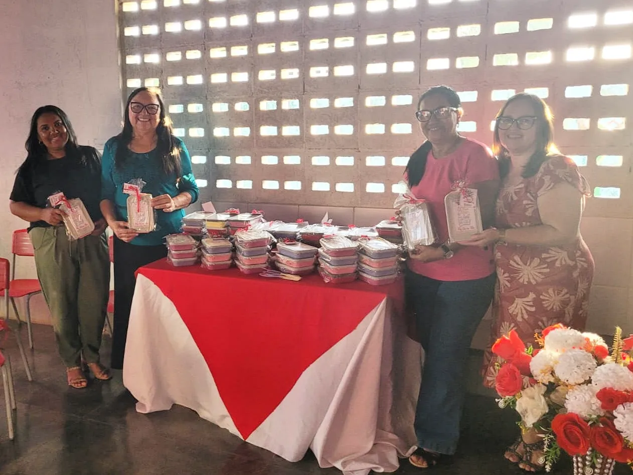 Secretaria de Educação promove comemoração do Dia das Mães nas Unidades Escolares