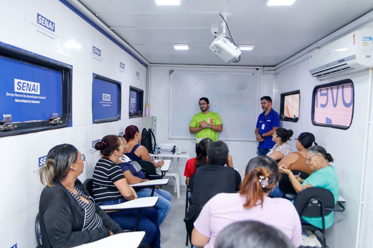 Estudantes da EJA iniciam curso de Confeitaria por meio de parceria entre Prefeitura de Nova Floresta e SENAI