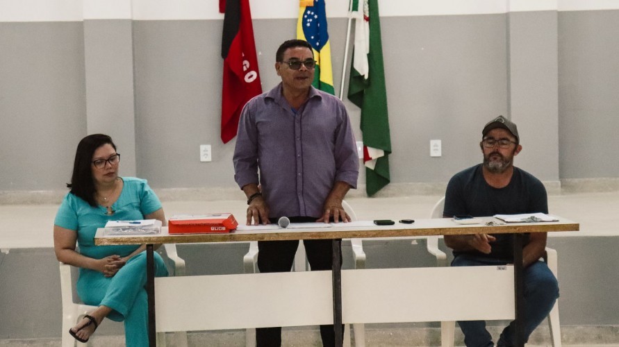 Prefeitura realiza reunião com agricultores familiares para fortalecer a merenda escolar