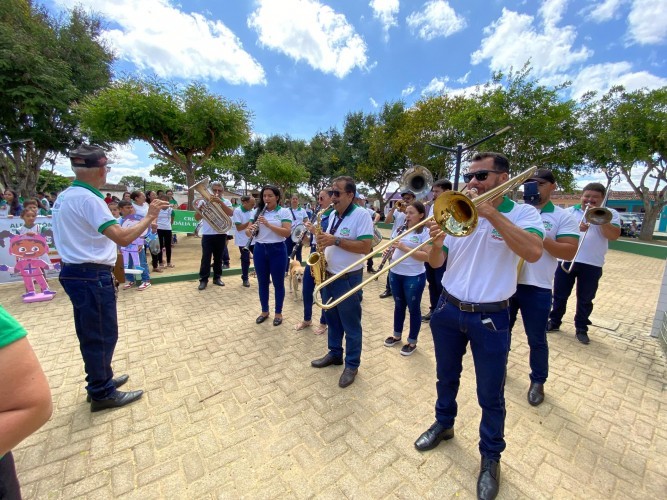 Prefeitura Municipal de Nova Floresta realiza Caminhada em comemoração a conquista do Selo UNICEF