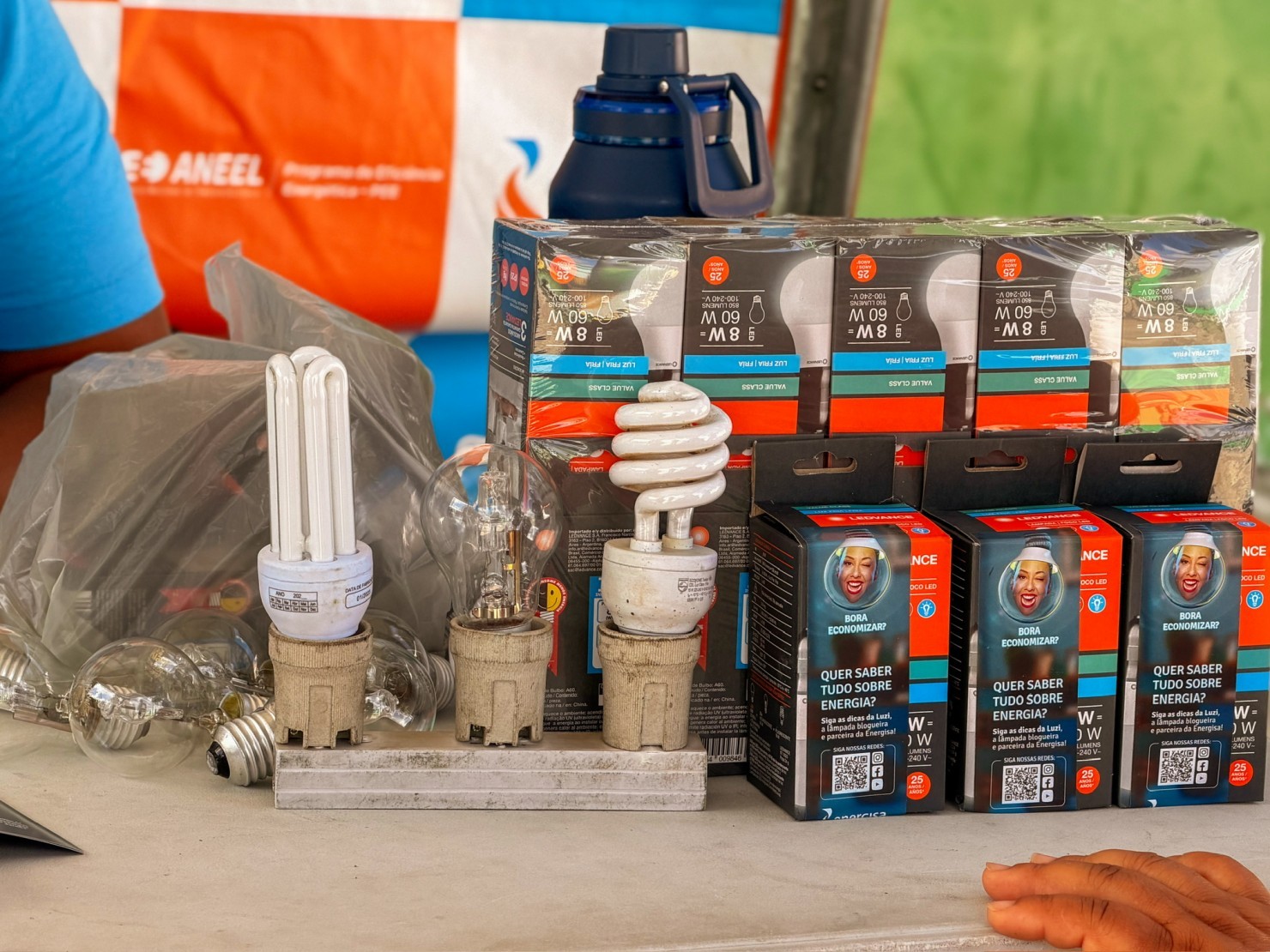 Projeto Nossa Energia chega a Nova Floresta com troca gratuita de lâmpadas e ventiladores