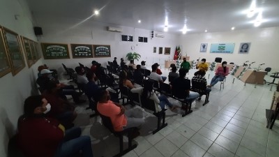 Prefeitura de Nova Floresta realiza reunião com desportistas do município